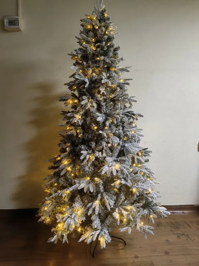 Новогодняя искусственная ель FJ-5-240